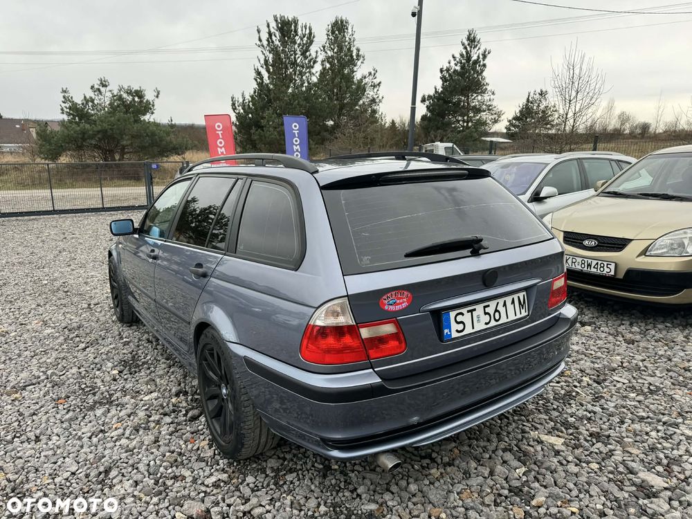 BMW Seria 3 318i - 5