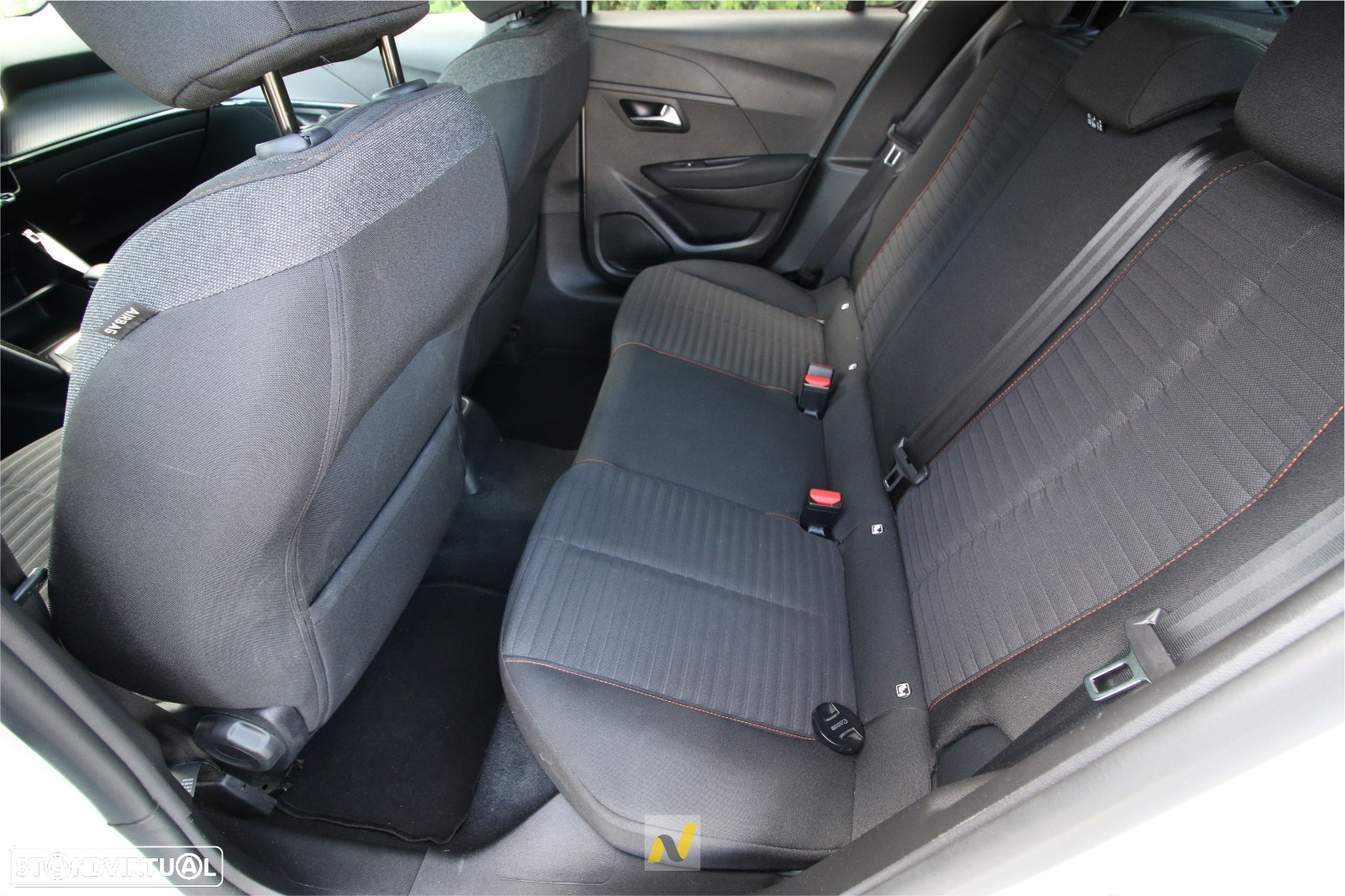 Peugeot 208 1.2 PureTech Active Pack - 14