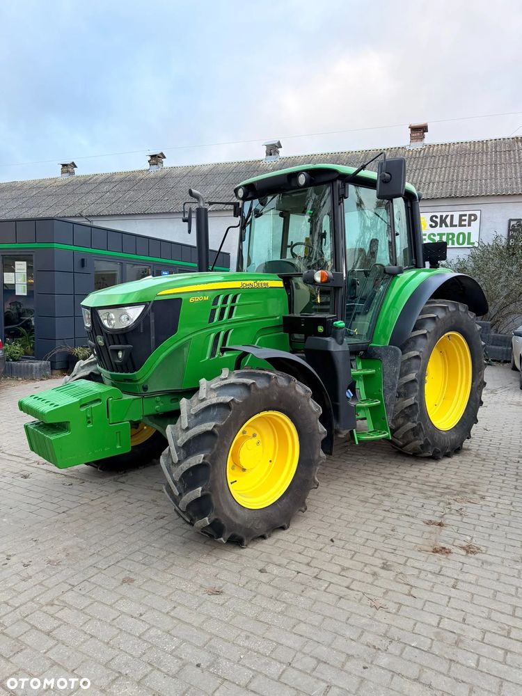 John Deere 6120M - 2
