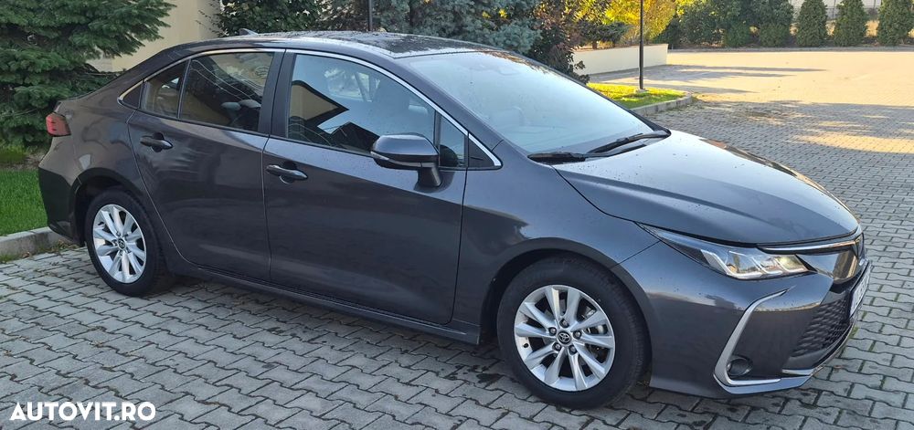 Toyota Corolla - 22