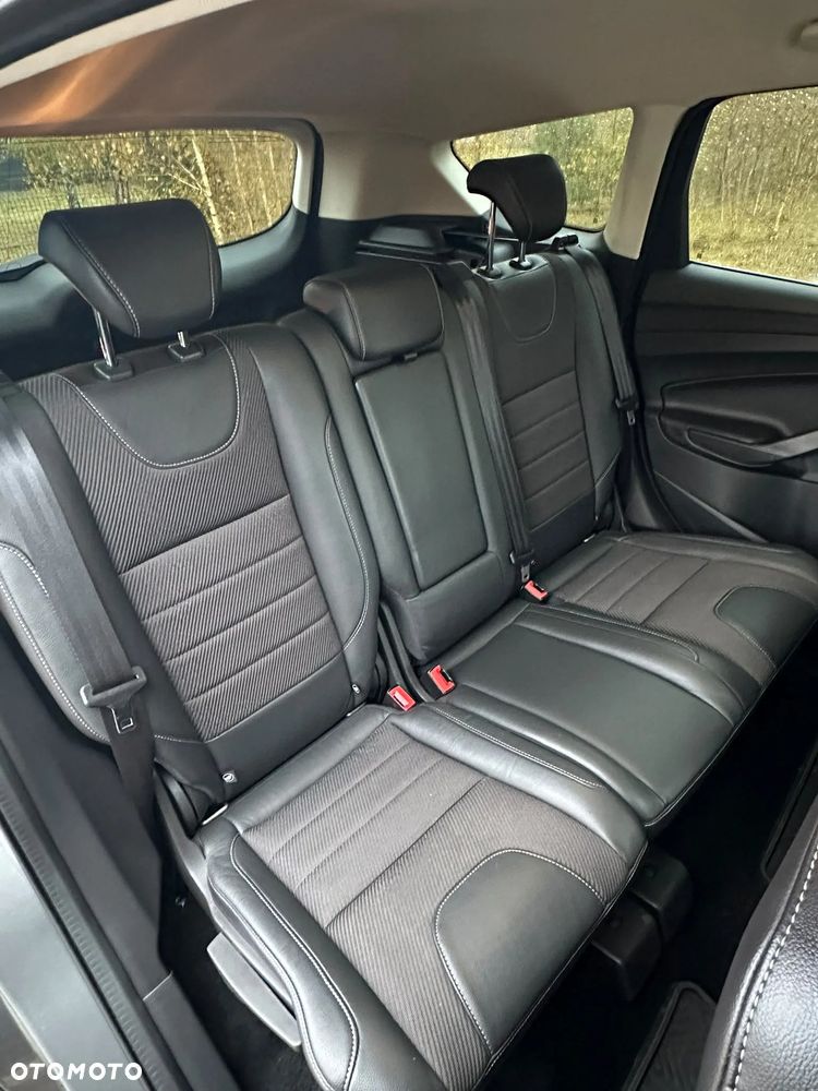 Ford Kuga 2.0 TDCi 4x4 Titanium - 30