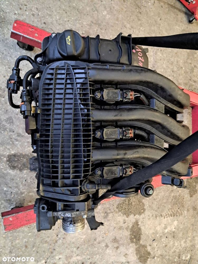 citroen c3 iii peugeot 208 1.2 vti silnik kompletny hm01