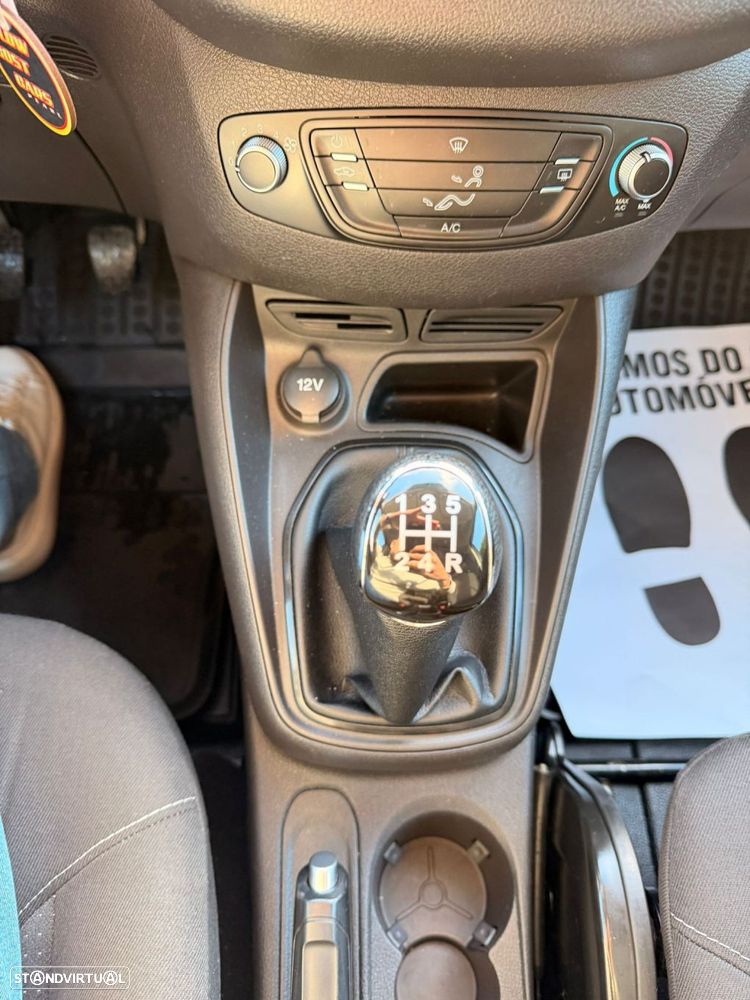 Ford Transit Courier 1.5 TDCi Sport - 26