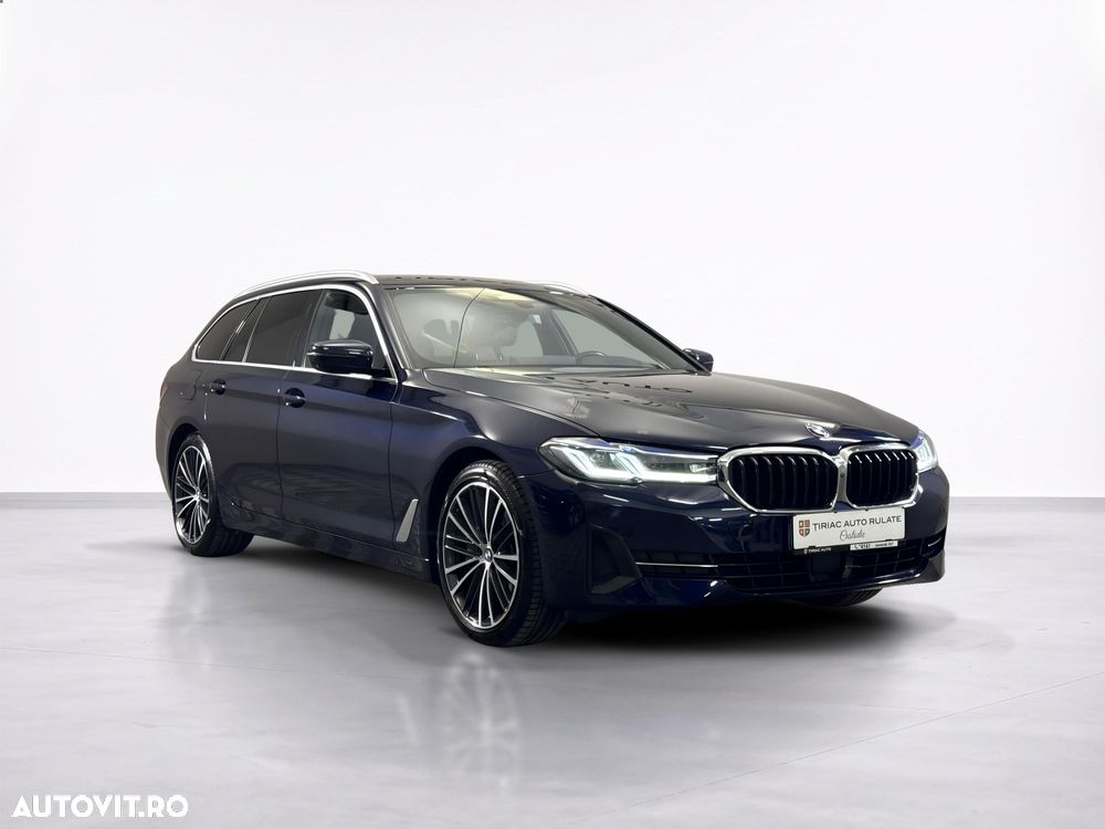 BMW Seria 5 530d xDrive AT MHEV - 8
