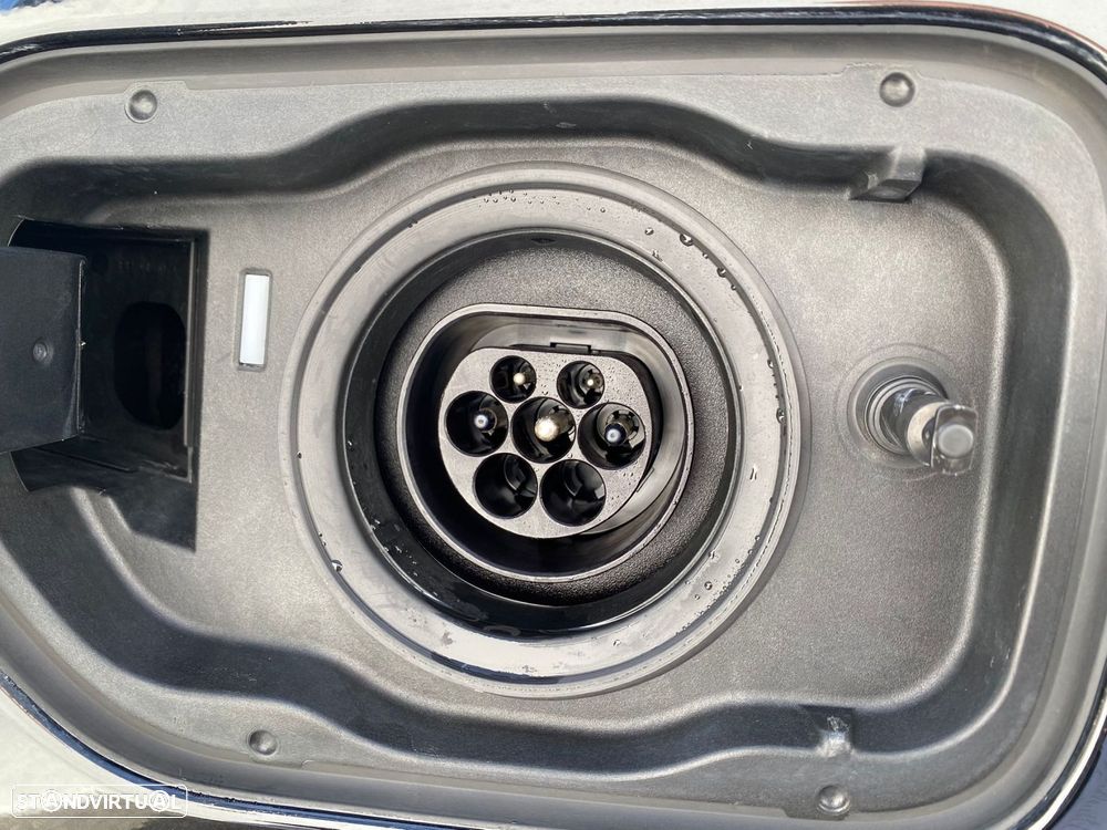 BMW 530 e Line Luxury - 23