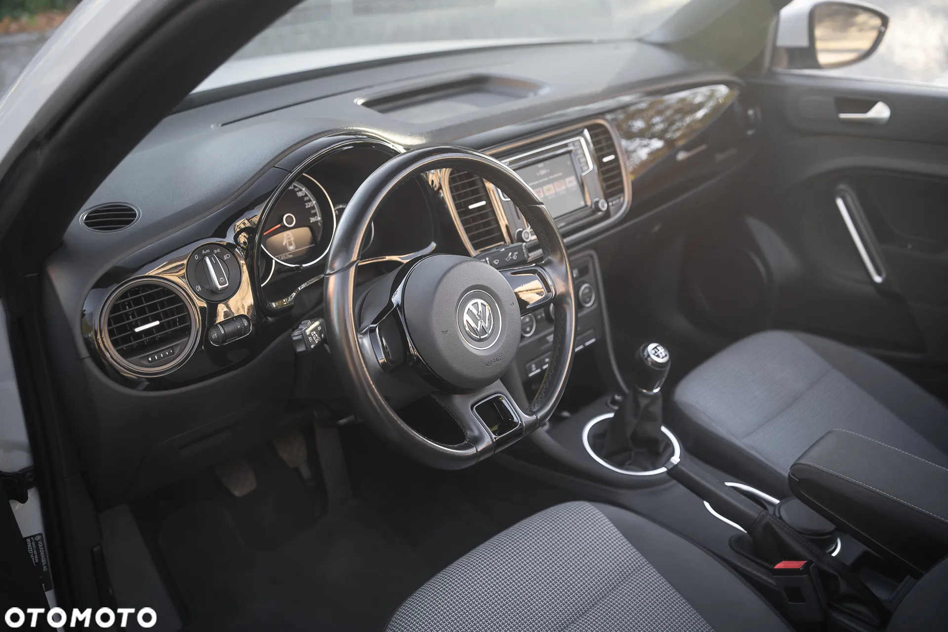 Volkswagen Beetle 1.2 TSI BMT Design - 33