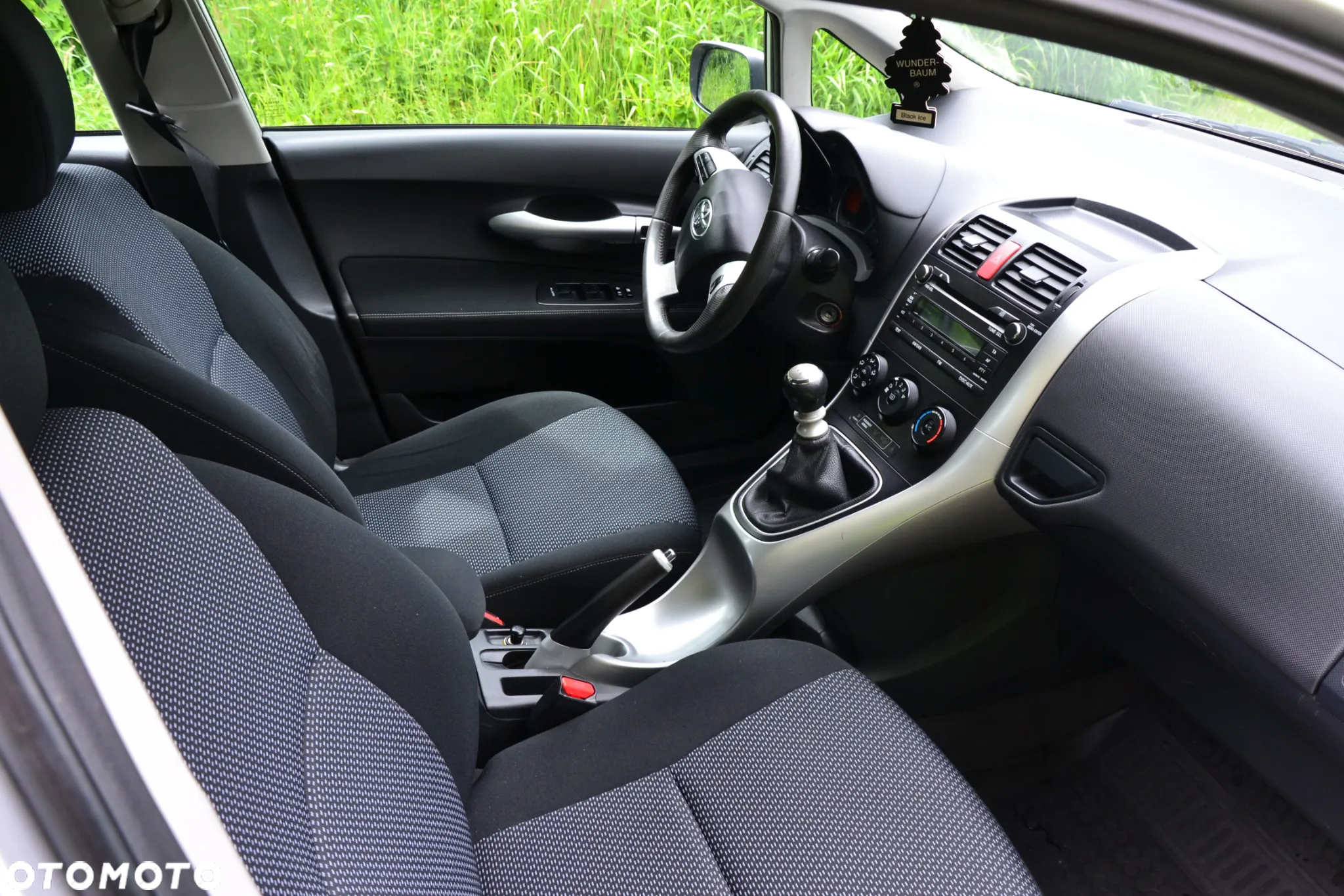 Toyota Auris 1.33 VVT-i Terra Start - 5