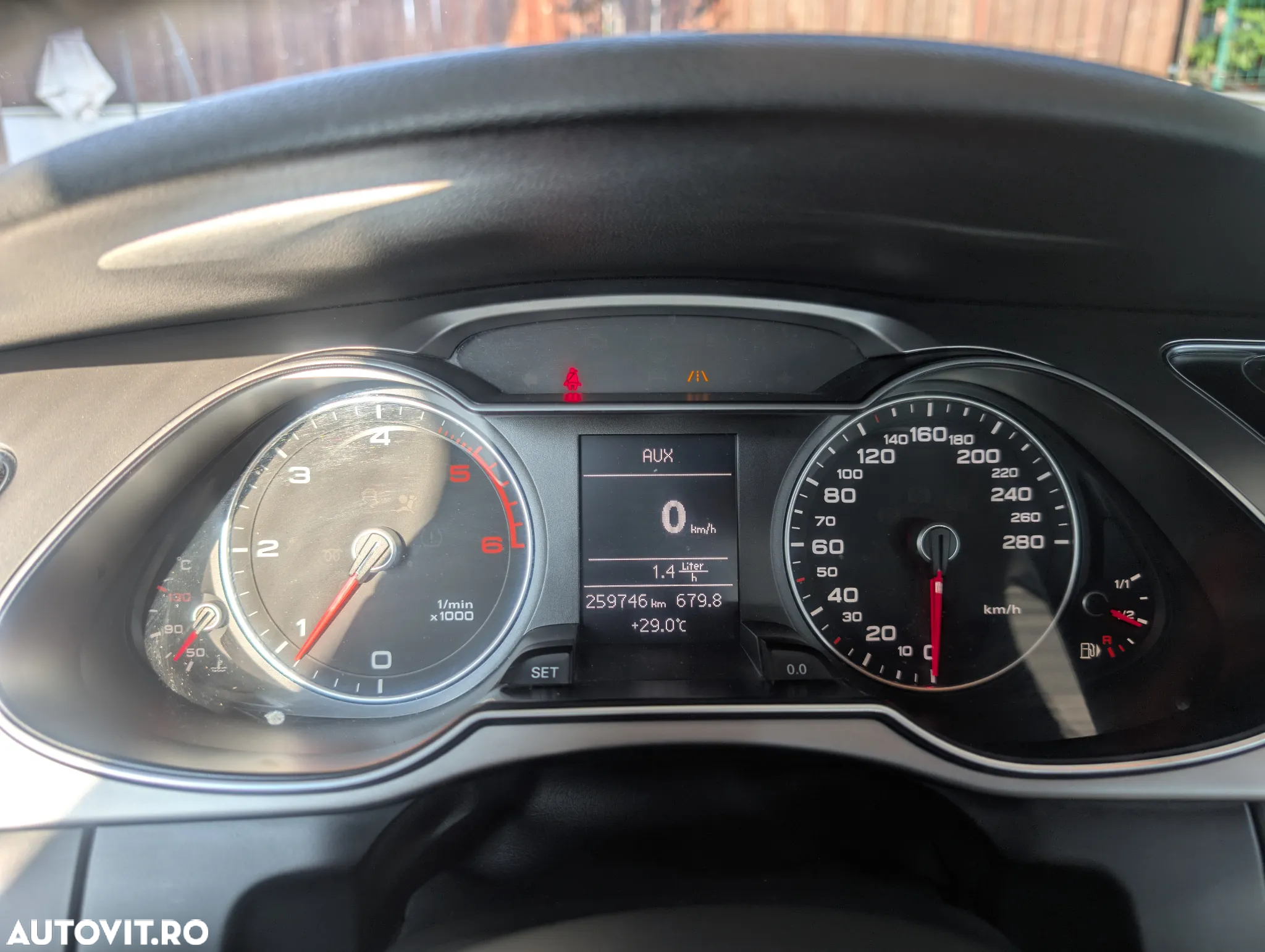 Audi A4 2.0 TDI B8 - 10