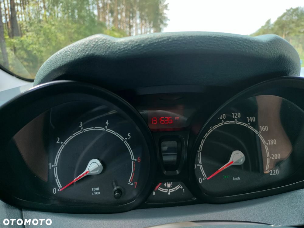 Ford Fiesta 1.25 Viva - 32