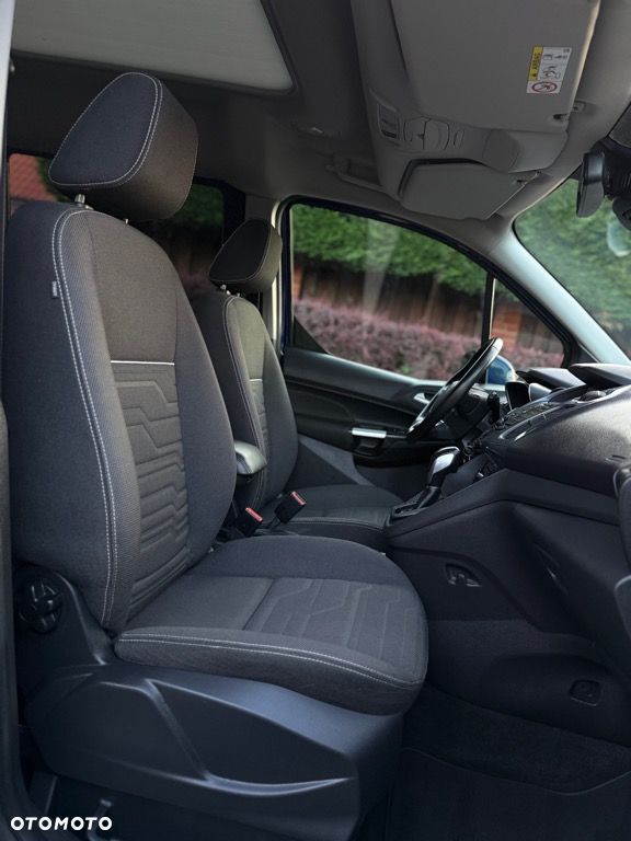 Ford Tourneo Connect Grand - 37