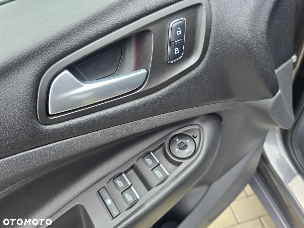 Ford Kuga 2.0 TDCi 4x4 Individual - 20