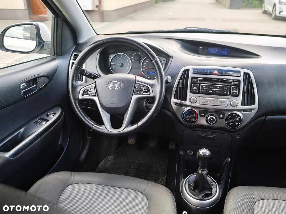 Hyundai i20 1.25 Classic + - 26