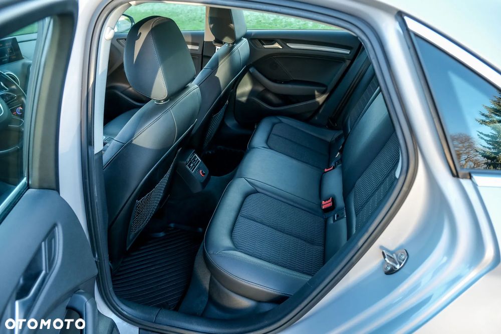Audi A3 Limousine 2.0 TDI quattro Ambiente - 30