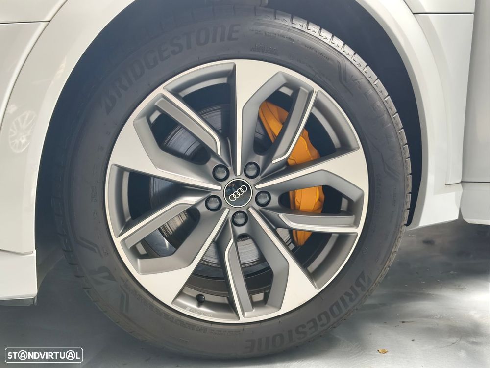 Audi e-tron 55 quattro S line - 26