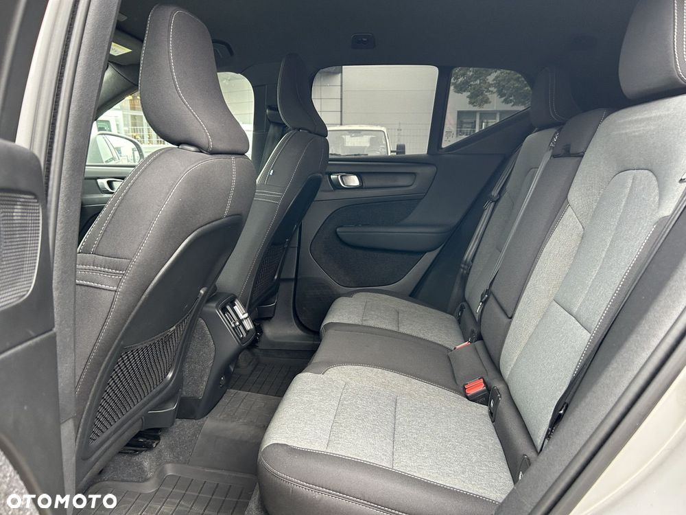 Volvo XC 40 - 22
