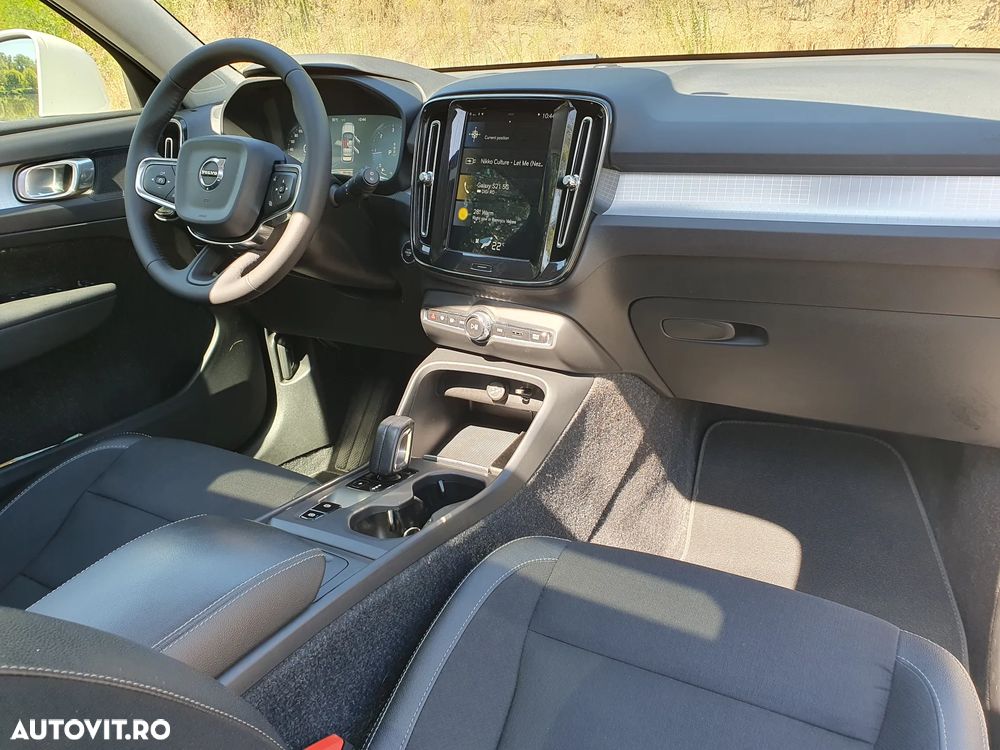 Volvo XC 40 D3 AWD Momentum Pro - 7