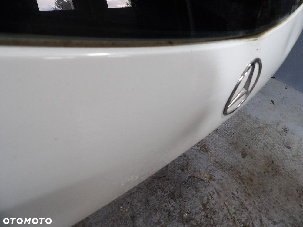 MERCEDES A180 W176 TYLNA KLAPA  650 - 4