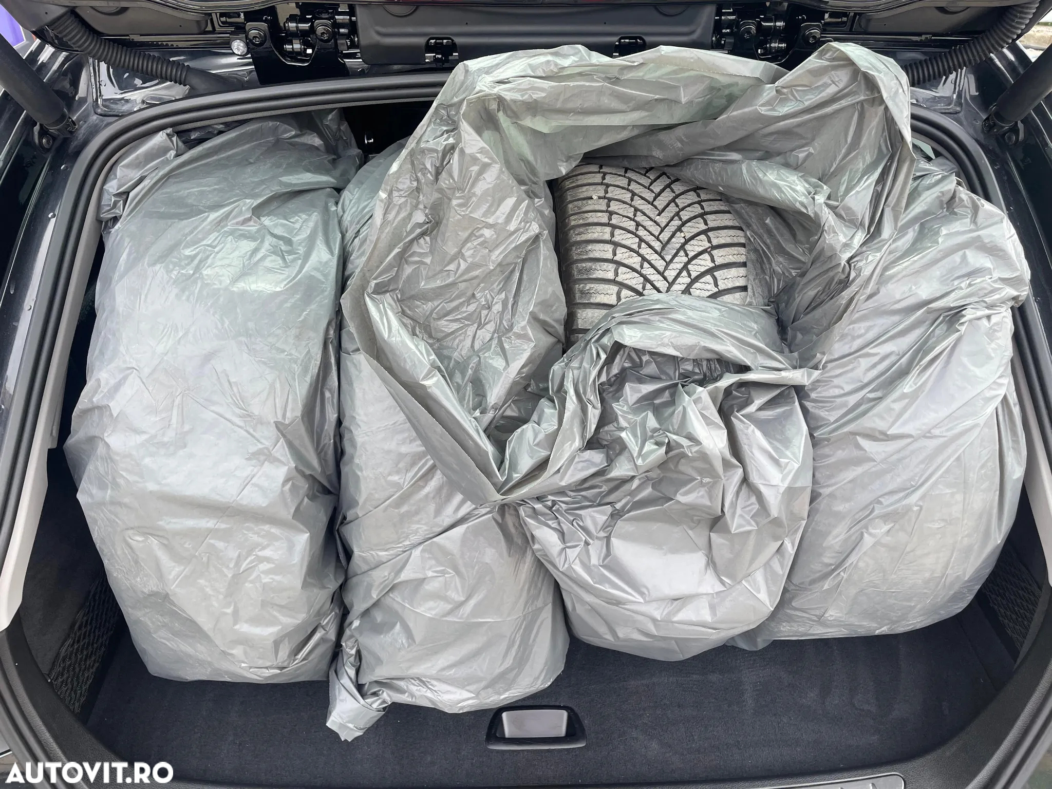 BMW Seria 3 318d Touring Aut. - 18