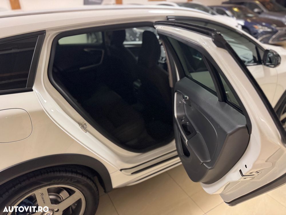 Volvo V60 D3 Geartronic Kinetic - 11