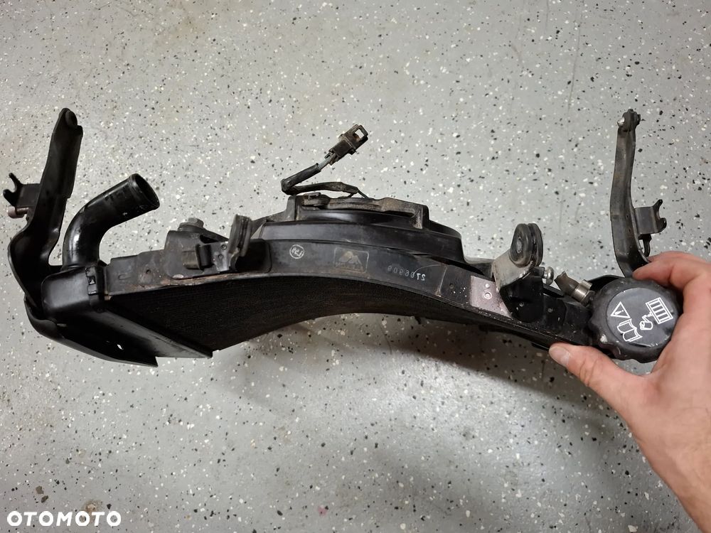 Triumph Street Triple 765 chłodnica wiatrak wentylator - 3