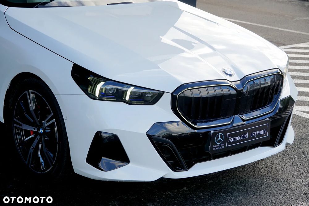 BMW Seria 5 520d xDrive mHEV M Sport - 11