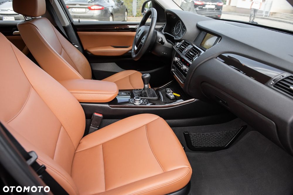 BMW X3 xDrive20d xLine - 30