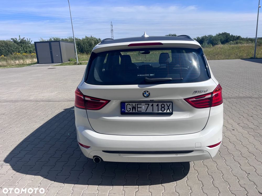 BMW Seria 2 216d Sport Line - 4