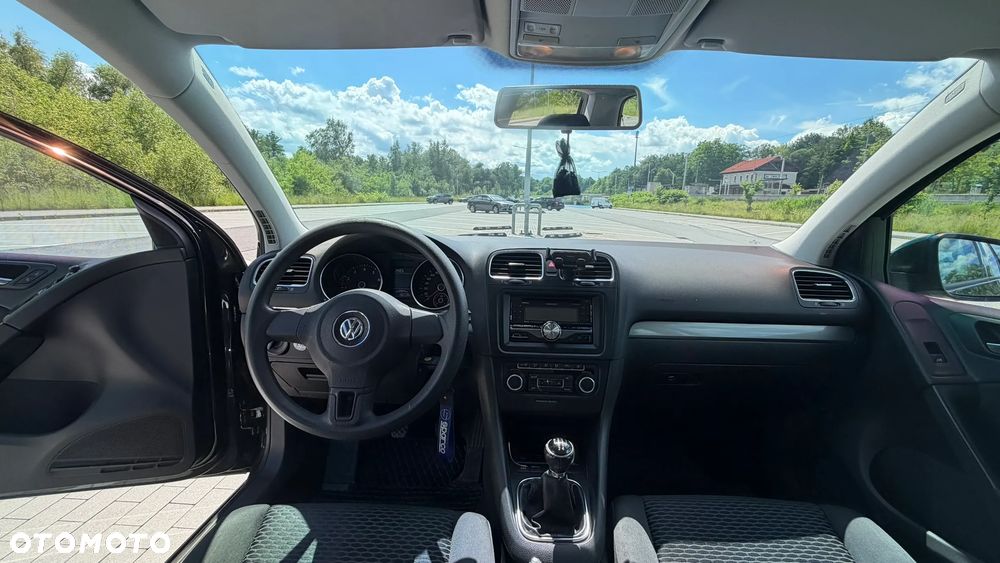 Land Rover Discovery Sport - 11