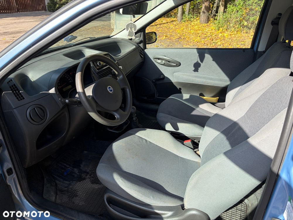 Fiat Punto 2005 photo 4