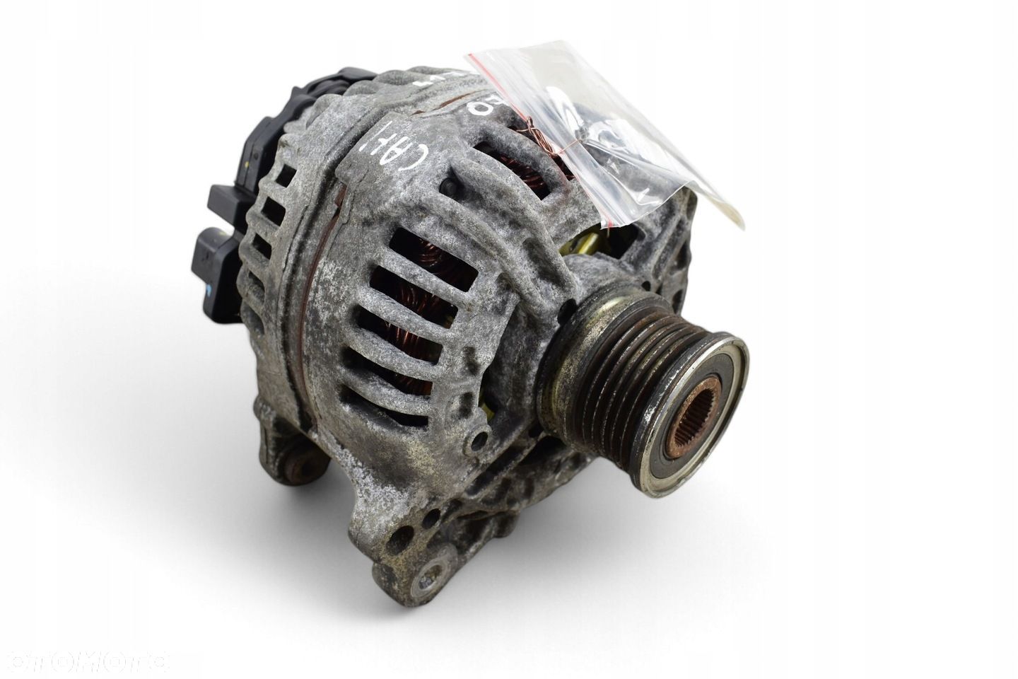 Alternator AUDI A4 B8 A5 8T Q5 8R 2.0 TDI 03G903016E 0124525114 - 1