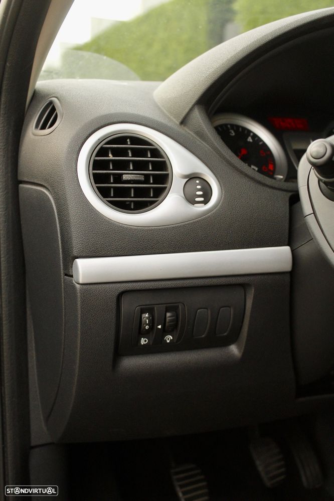 Renault Clio Break - 10