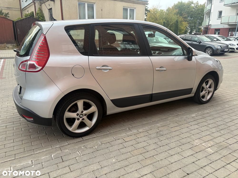 Renault Scenic - 12