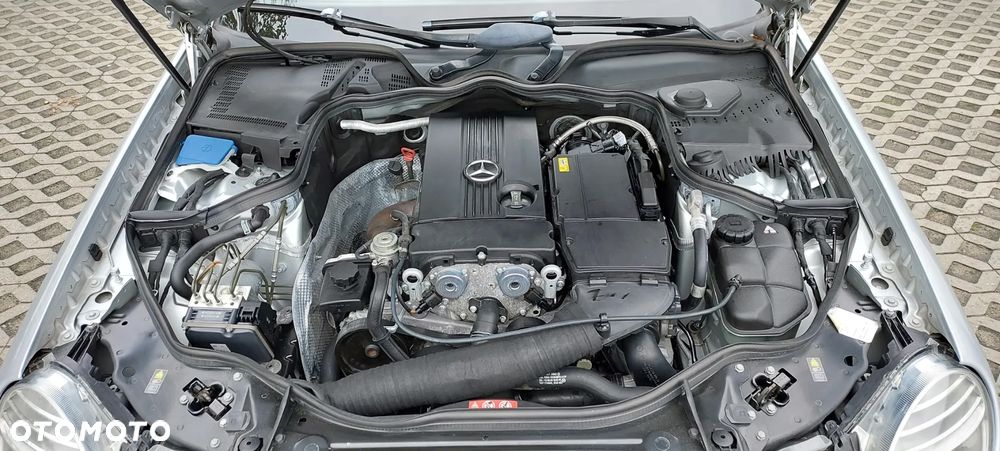 Mercedes-Benz Klasa E - 32