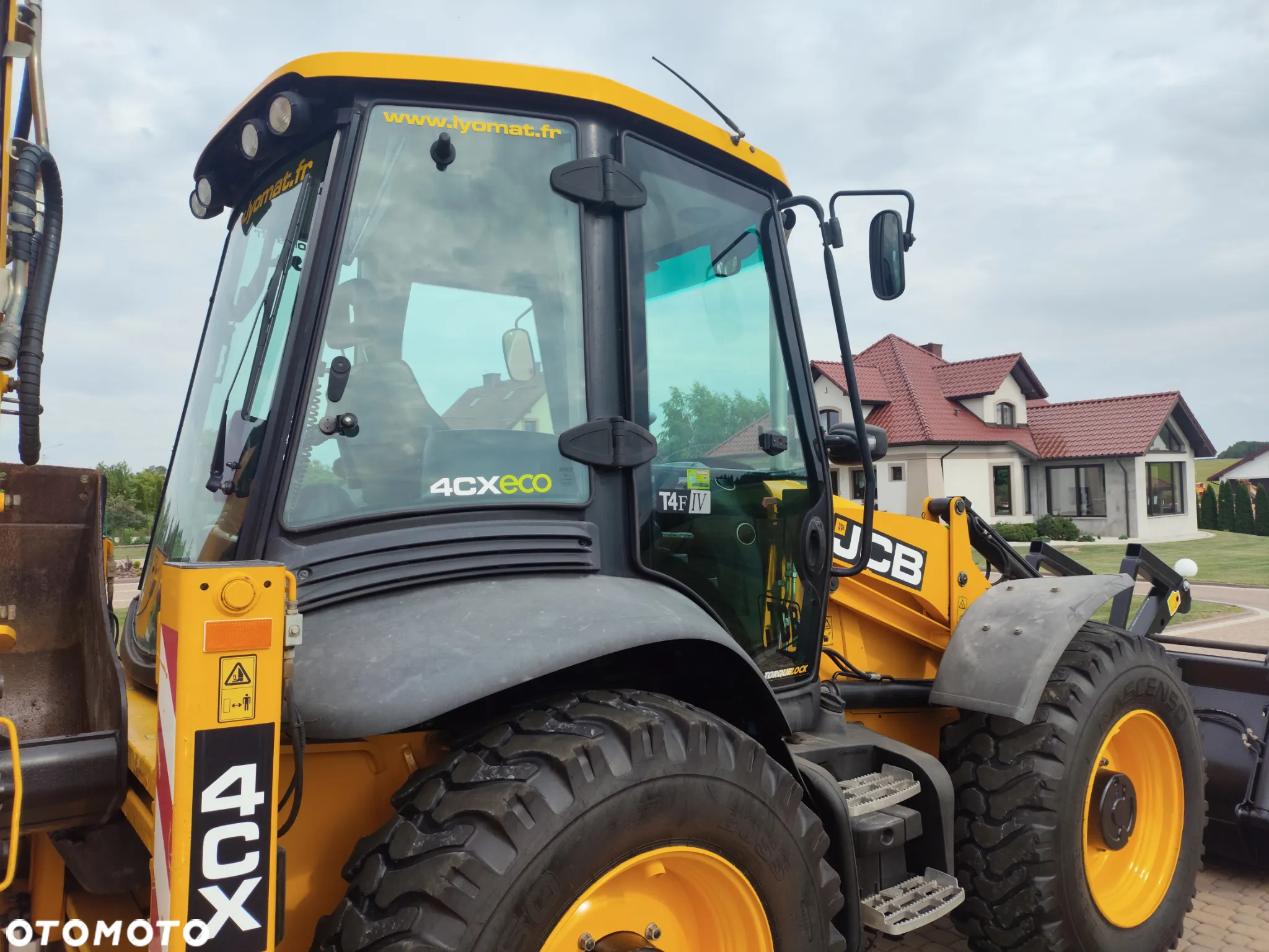 JCB 4CX / RÓWNE KOŁA / TORQUELOCK / POWERSHIFT / SPROWADZONA / - 6