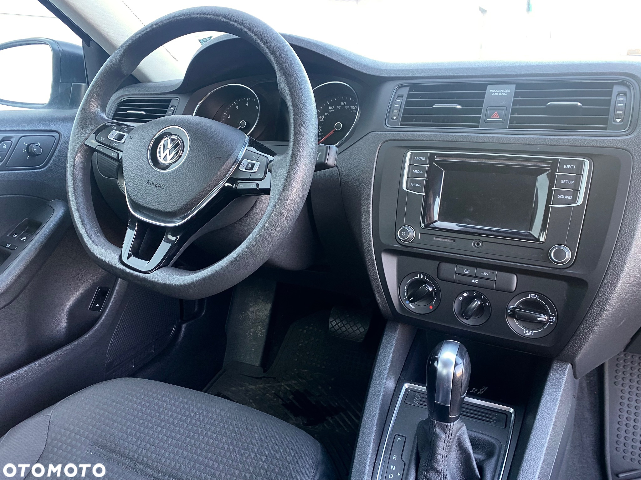 Volkswagen Jetta 1.4 TSI DSG BlueMotion Technology - 38