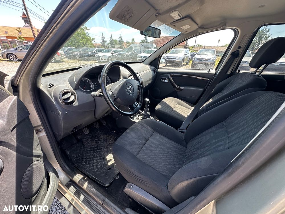 Dacia Duster dCi 110 FAP 4x4 Laureate - 9