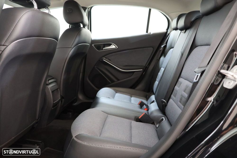Mercedes-Benz GLA 180 CDi - 9
