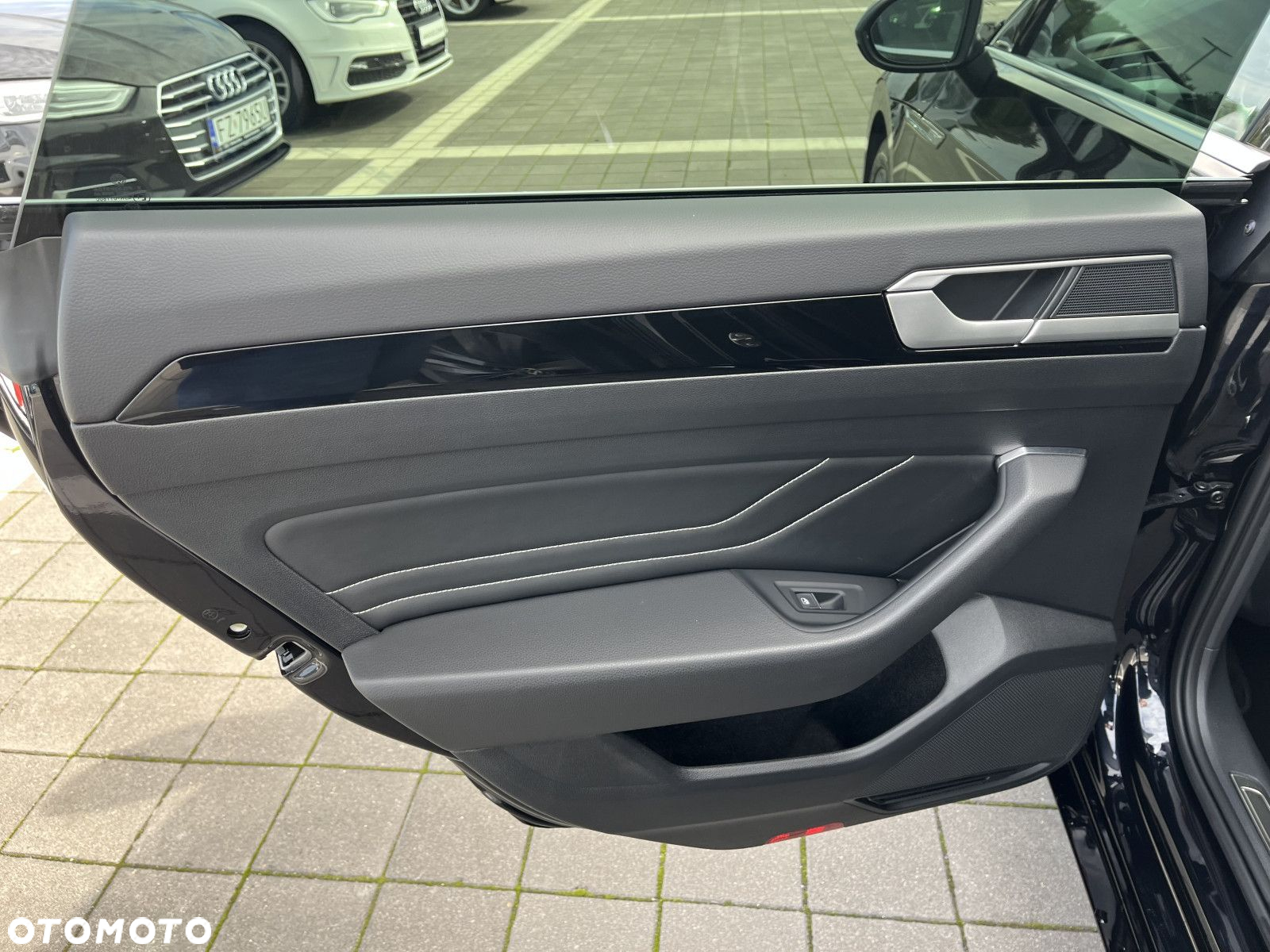 Volkswagen Arteon 2.0 TSI Elegance DSG - 17