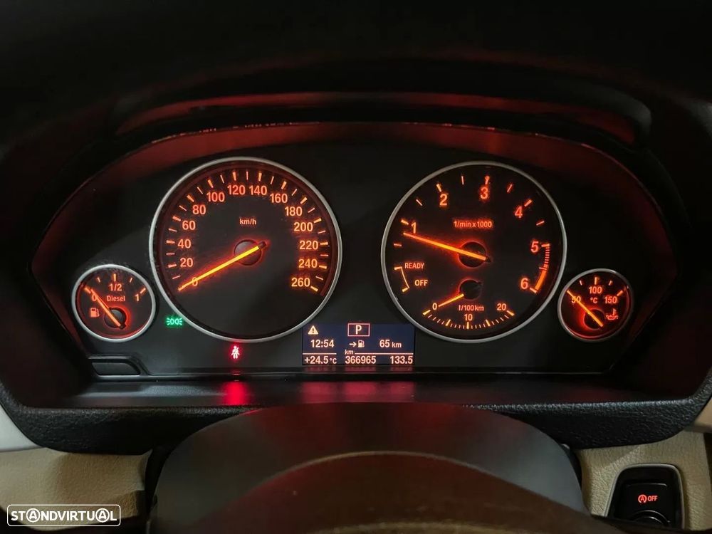 BMW 320 d Advantage Auto - 10