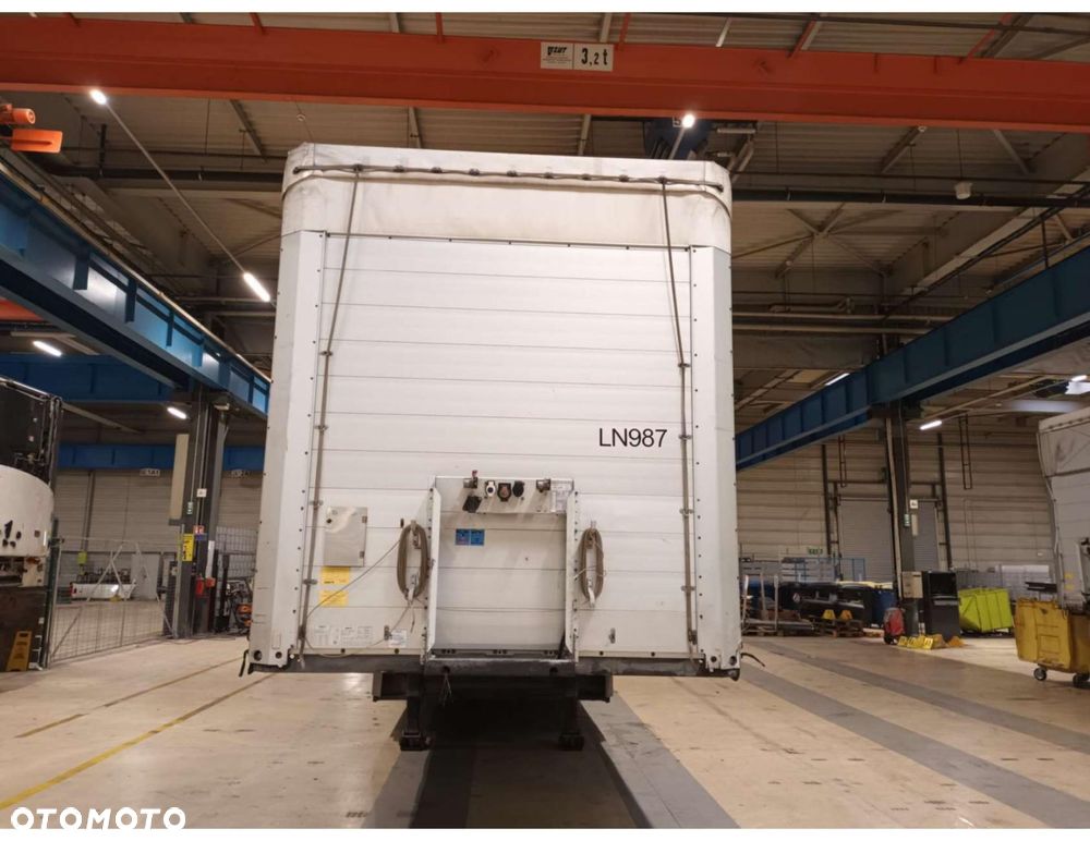 Schmitz Cargobull SCS24/L Lifting Axle - 1