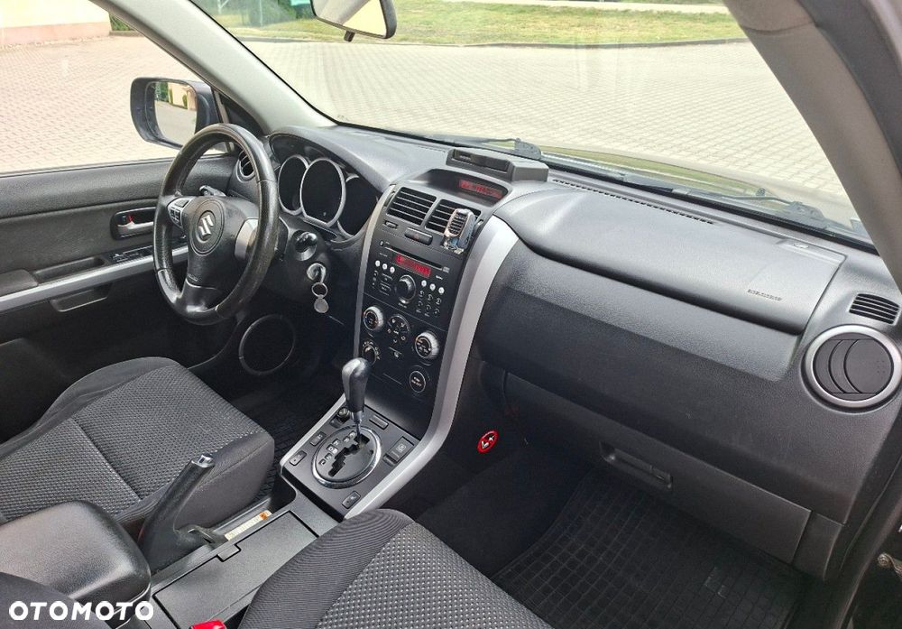 Suzuki Grand Vitara - 14
