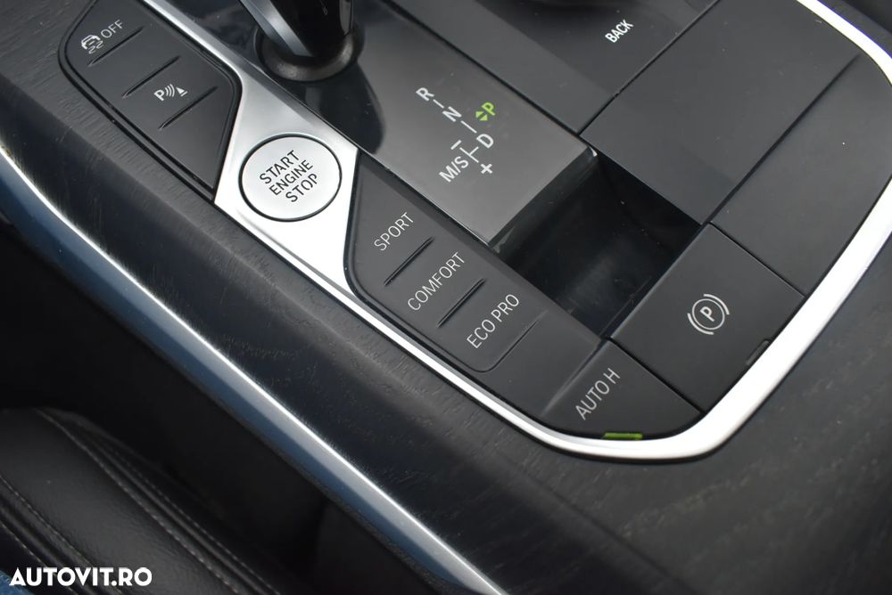 BMW Seria 3 320d xDrive AT Luxury Line - 15