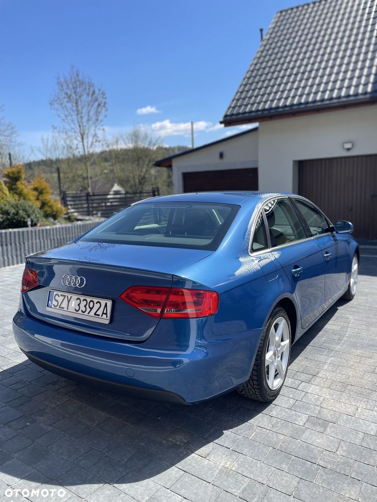 Audi A4 Limousine - 2