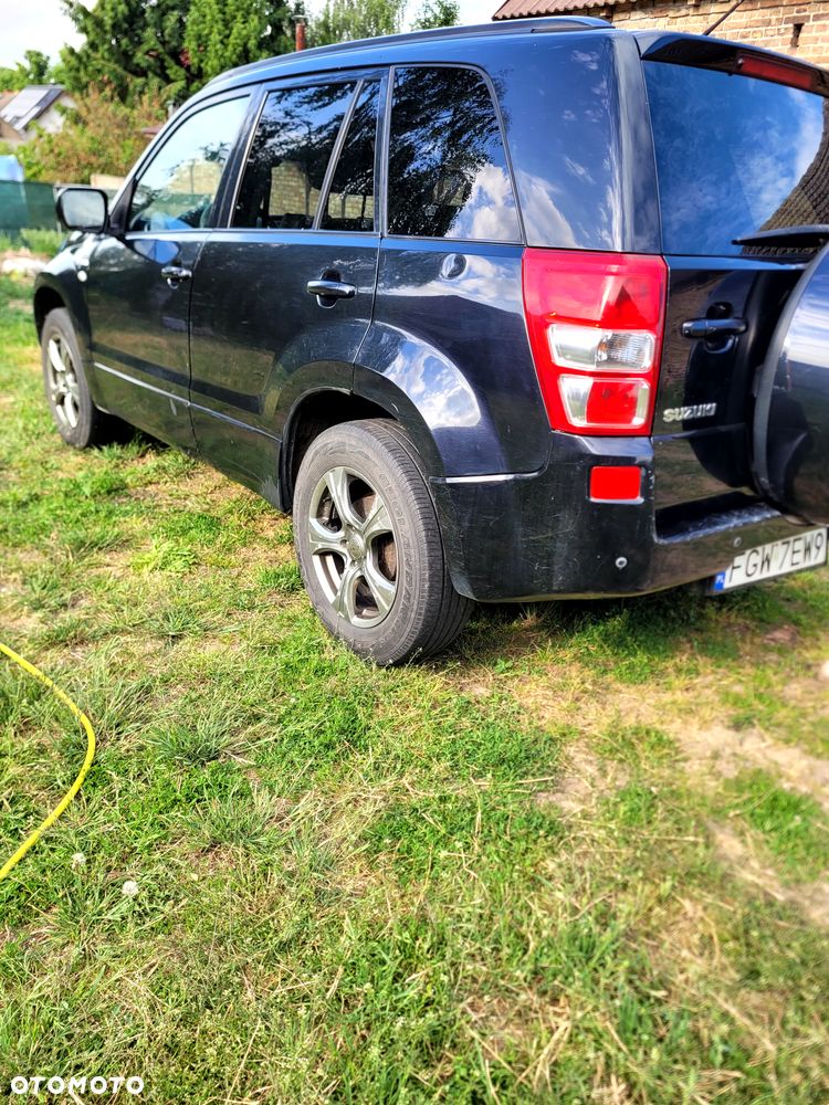 Suzuki Grand Vitara 1.9 DDiS Premium - 4