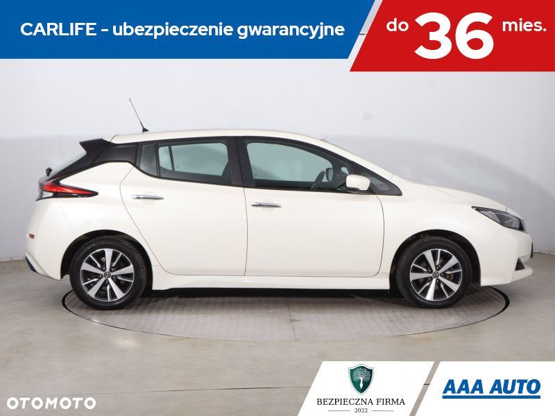 Nissan Leaf - 8