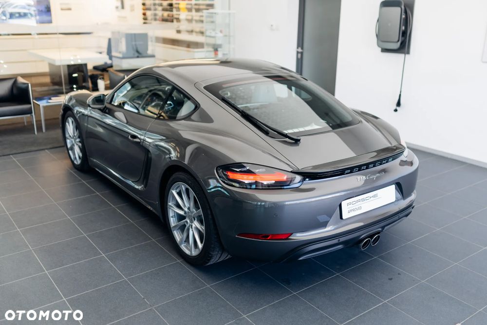 Porsche 718 Cayman GPF PDK - 12