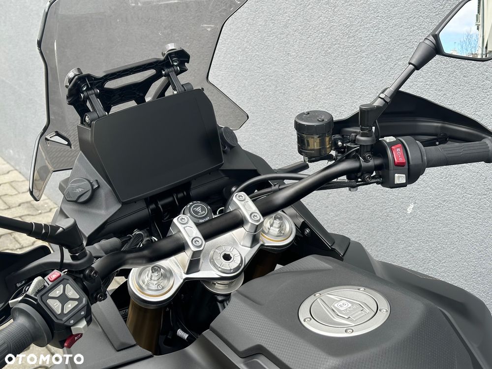 VOGE 900DSX - 19