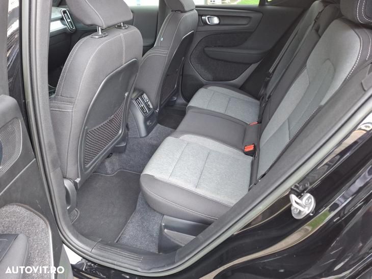 Volvo XC 40 T4 Recharge DKG Plus Dark - 13