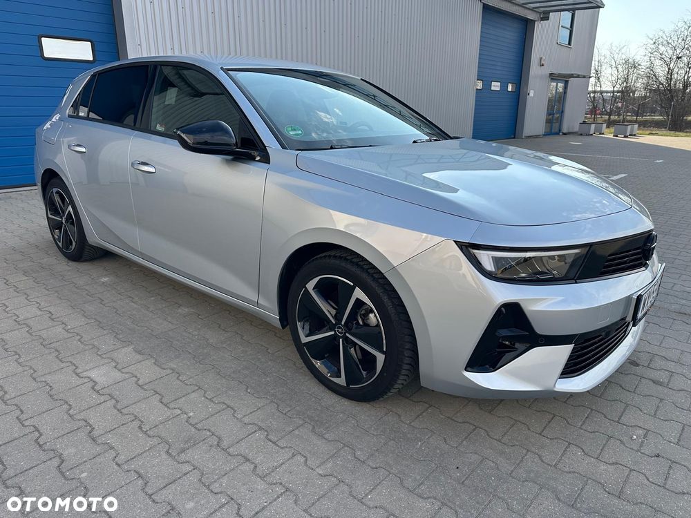 Opel Astra 1.5 D Automatik GS Line - 1