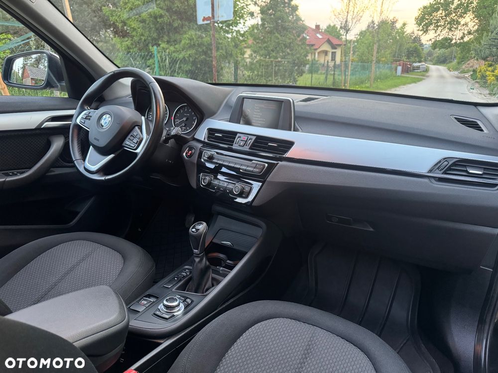 BMW X1 sDrive18i - 22
